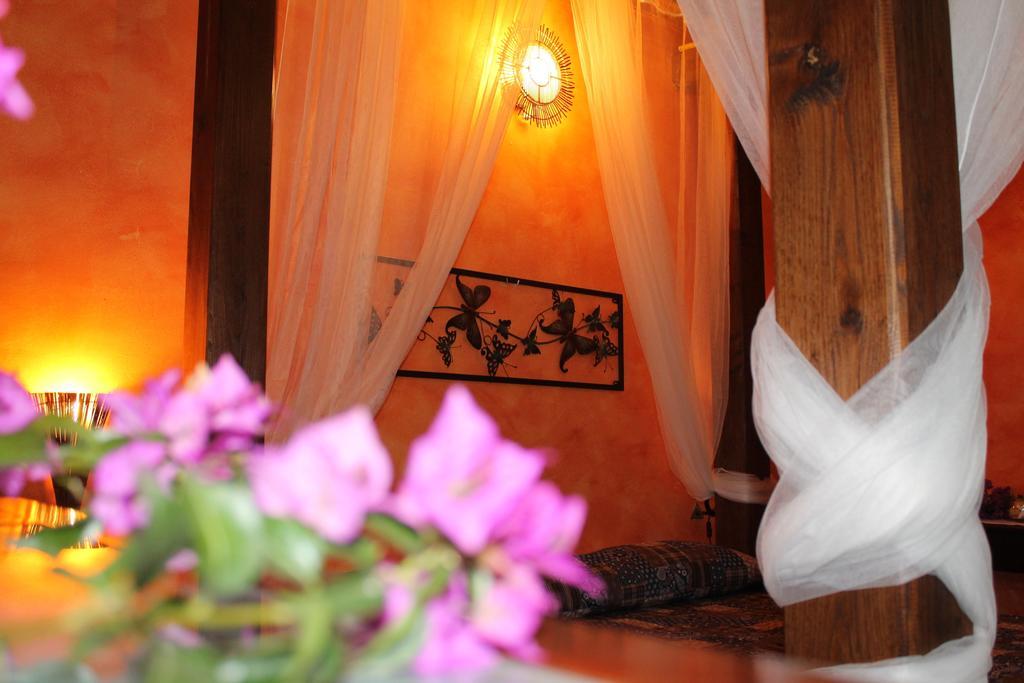 Casa Vacanze Borgo Borghese SantʼAlessio Siculo Pokój zdjęcie