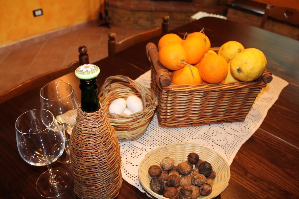 Casa Vacanze Borgo Borghese SantʼAlessio Siculo Zewnętrze zdjęcie