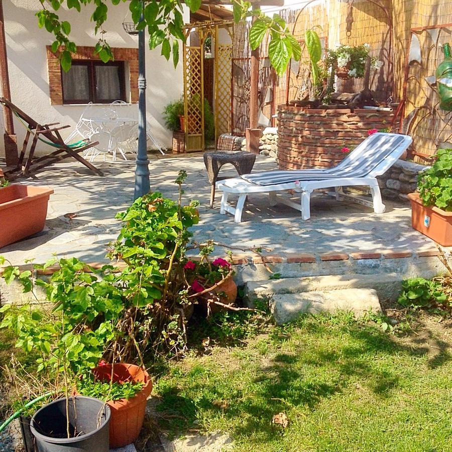 Casa Vacanze Borgo Borghese SantʼAlessio Siculo Zewnętrze zdjęcie